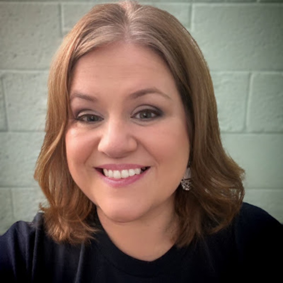 Meet your Posher, Robyn - Picture 1 of 1